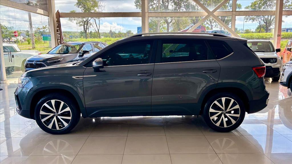 TAOS 1.4 250 TSI TOTAL FLEX HIGHLINE AUTOMÁTICO12