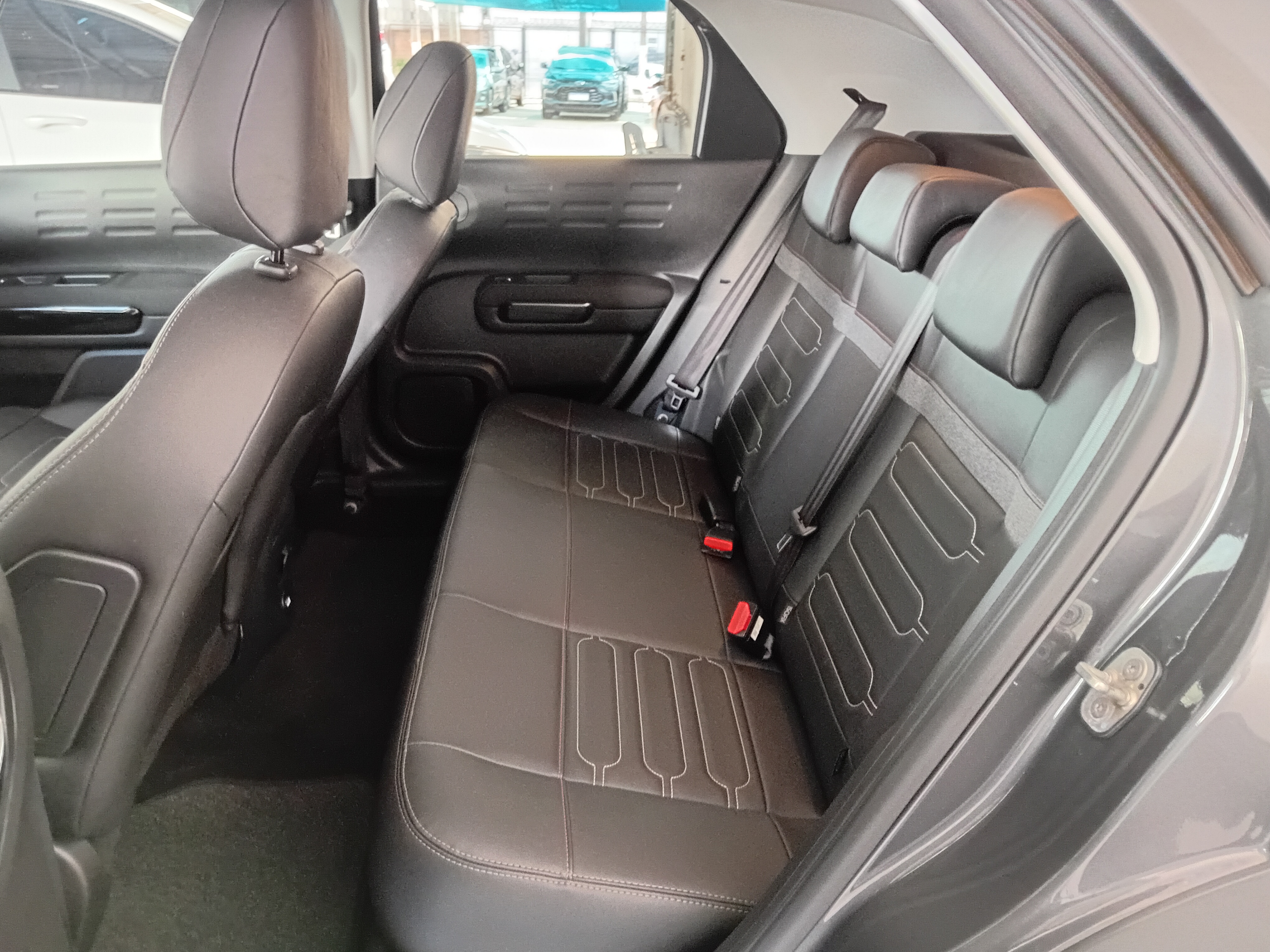 Citroën-C4 CACTUS-1.6 THP FLEX SHINE PACK EAT6