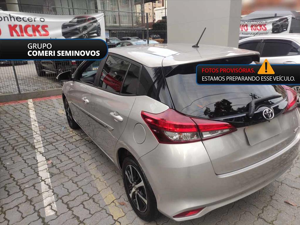 YARIS 1.5 16V FLEX XLS CONNECT MULTIDRIVE