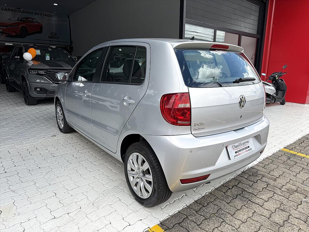 Volkswagen Fox - 1.6 MI 8V FLEX 4P MANUAL