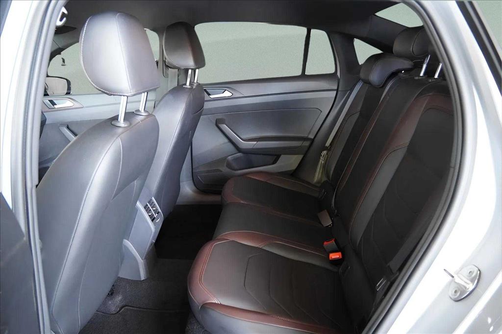 VIRTUS 1.0 200 TSI HIGHLINE AUTOMÁTICO9