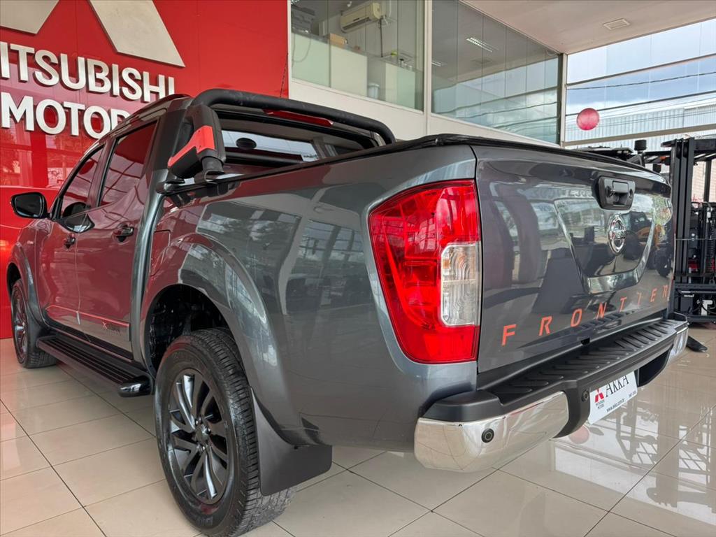 Nissan-FRONTIER-2.3 16V TURBO DIESEL X-GEAR EDITION CD 4X4 AUTOMÁTICO