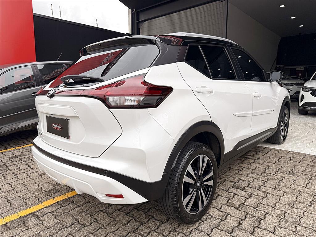 Nissan Kicks - 1.6 16V FLEXSTART EXCLUSIVE XTRONIC