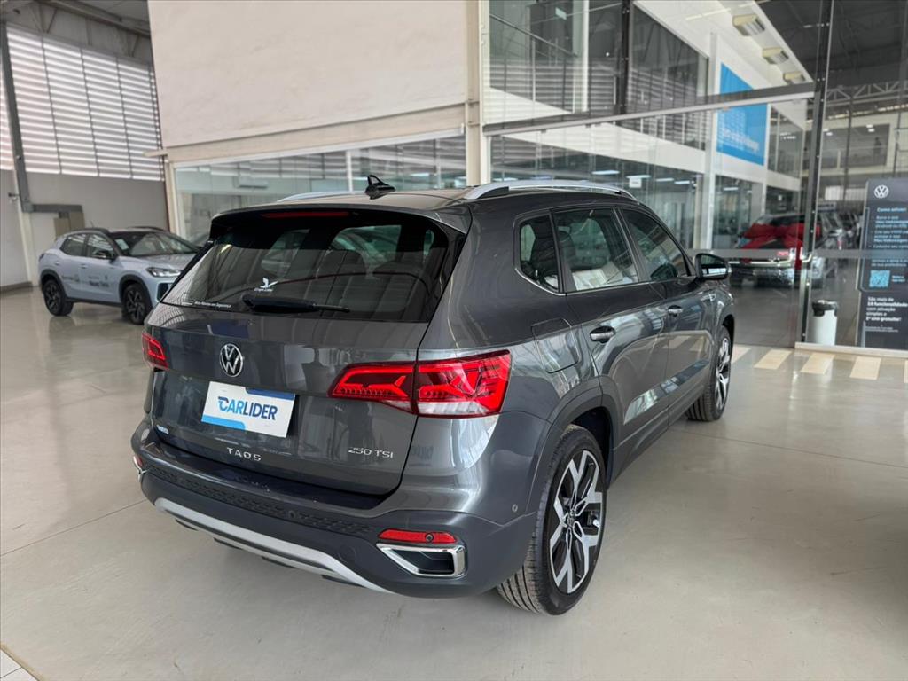 TAOS 1.4 250 TSI TOTAL FLEX HIGHLINE AUTOMÁTICO2