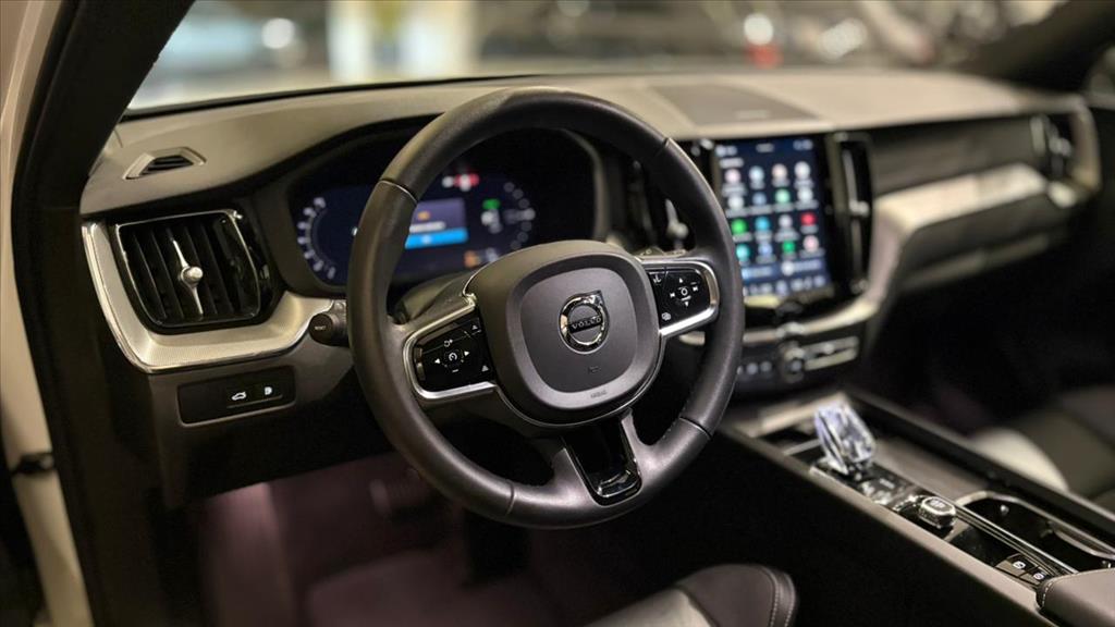 XC60 2.0 T8 RECHARGE ULTIMATE DARK AWD GEARTRONIC3