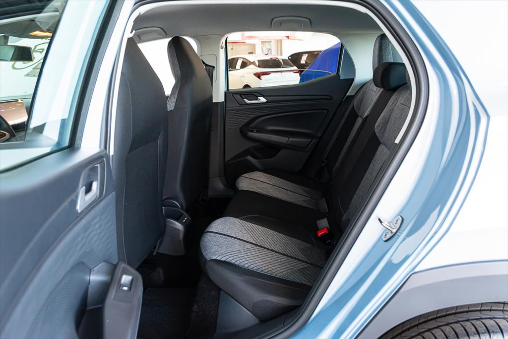 TERA 1.0 170 TSI COMFORT AUTOMÁTICO10