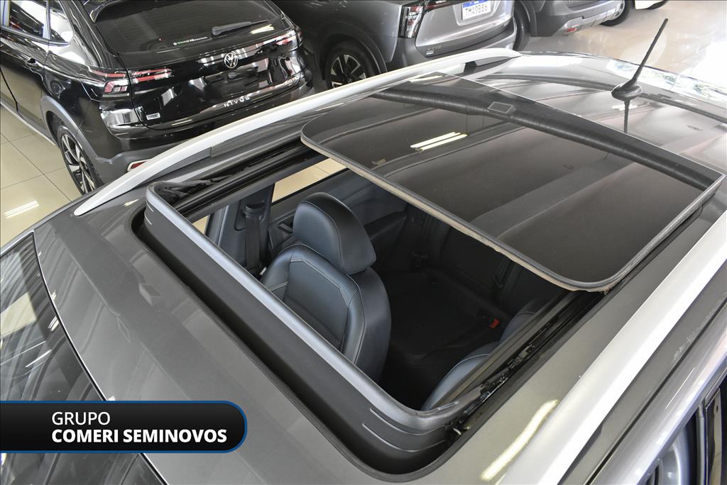 2022 VOLKSWAGEN T-CROSS 1.4 250 TSI TOTAL FLEX HIGHLINE AUTOMÁTICO