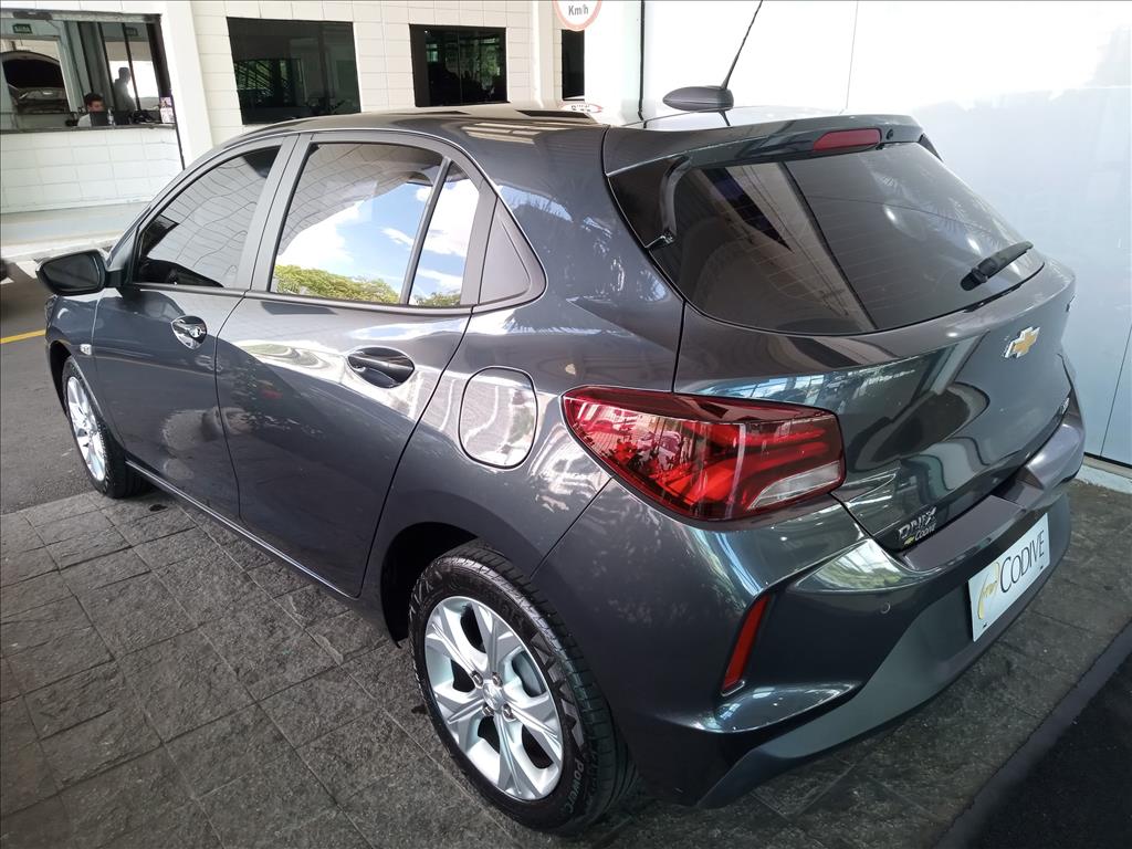 ONIX 1.0 TURBO FLEX LTZ AUTOMÁTICO4