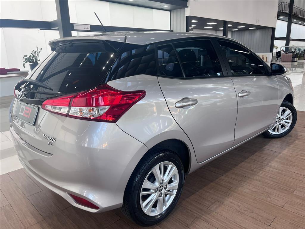 Toyota-YARIS-1.3 16V FLEX XL PLUS TECH MULTIDRIVE