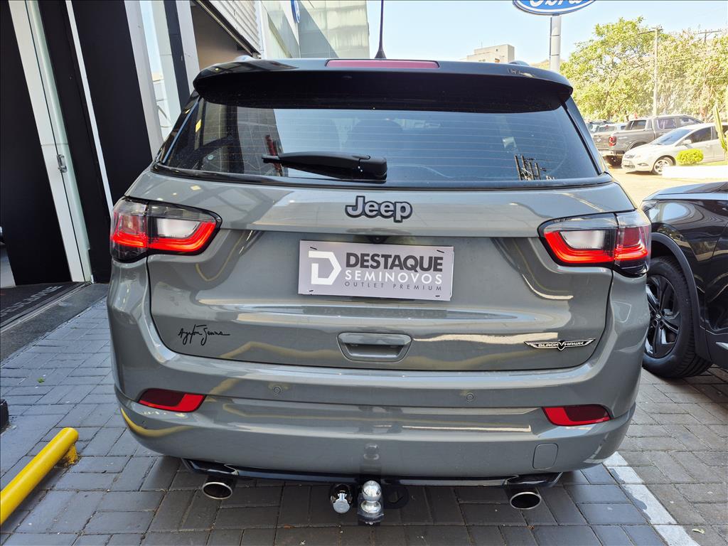 Foto ilustrativa do carro
