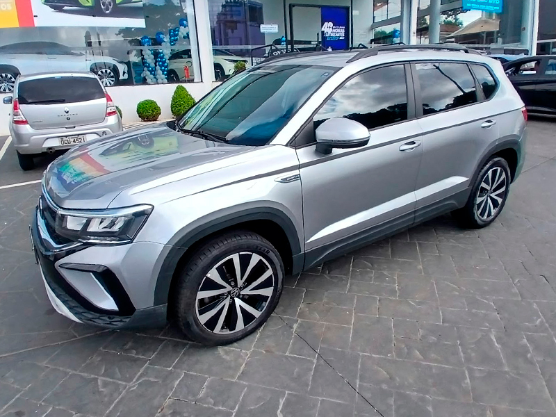 TAOS 1.4 250 TSI TOTAL FLEX COMFORTLINE AUTOMÁTICO