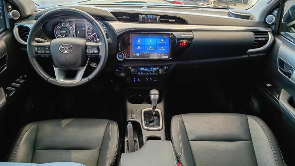 HILUX 2.8 D-4D TURBO DIESEL CD SRX 4X4 AUTOMÁTICO9