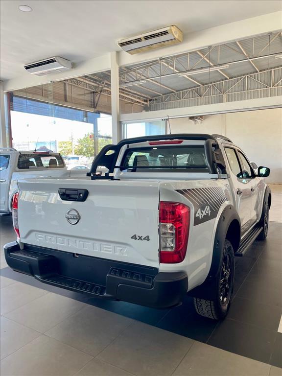 FRONTIER 2.3 16V TURBO DIESEL ATTACK CD 4X4 AUTOMÁTICO4