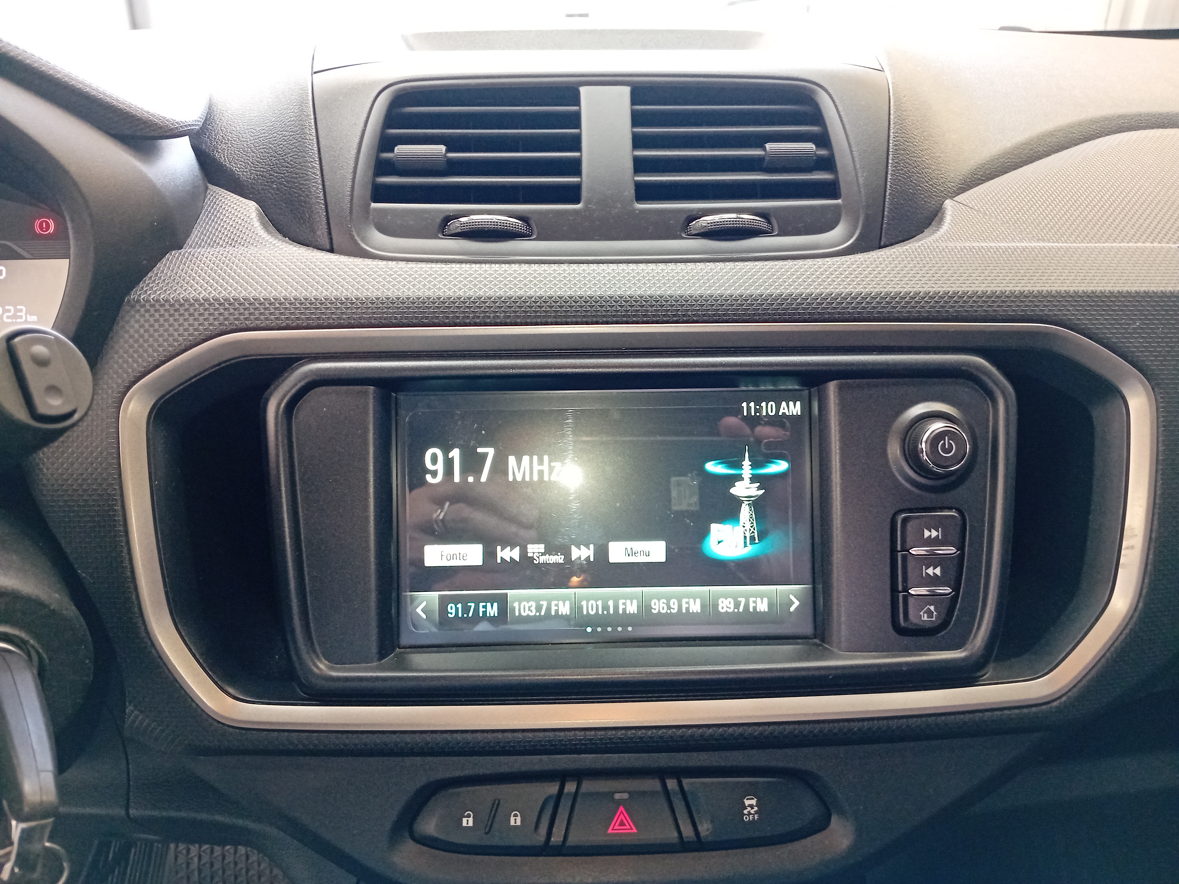 SPIN 1.8 LT 8V FLEX 4P AUTOMÁTICO9