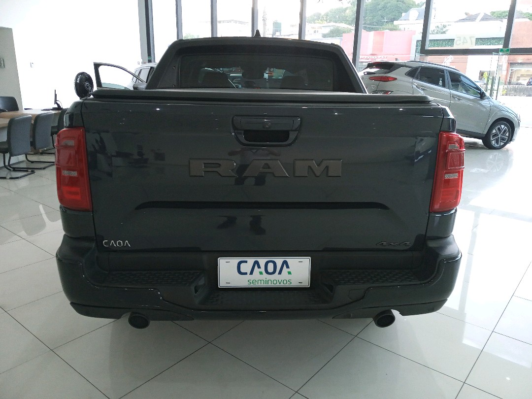 RAM-RAMPAGE-2.0 HURRICANE 4 TURBO GASOLINA R/T 4X4 AUTOMÁTICO