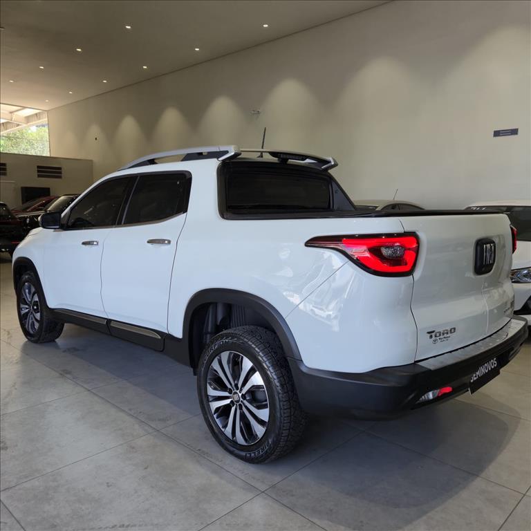 TORO 2.0 16V TURBO DIESEL VOLCANO 4WD AT95