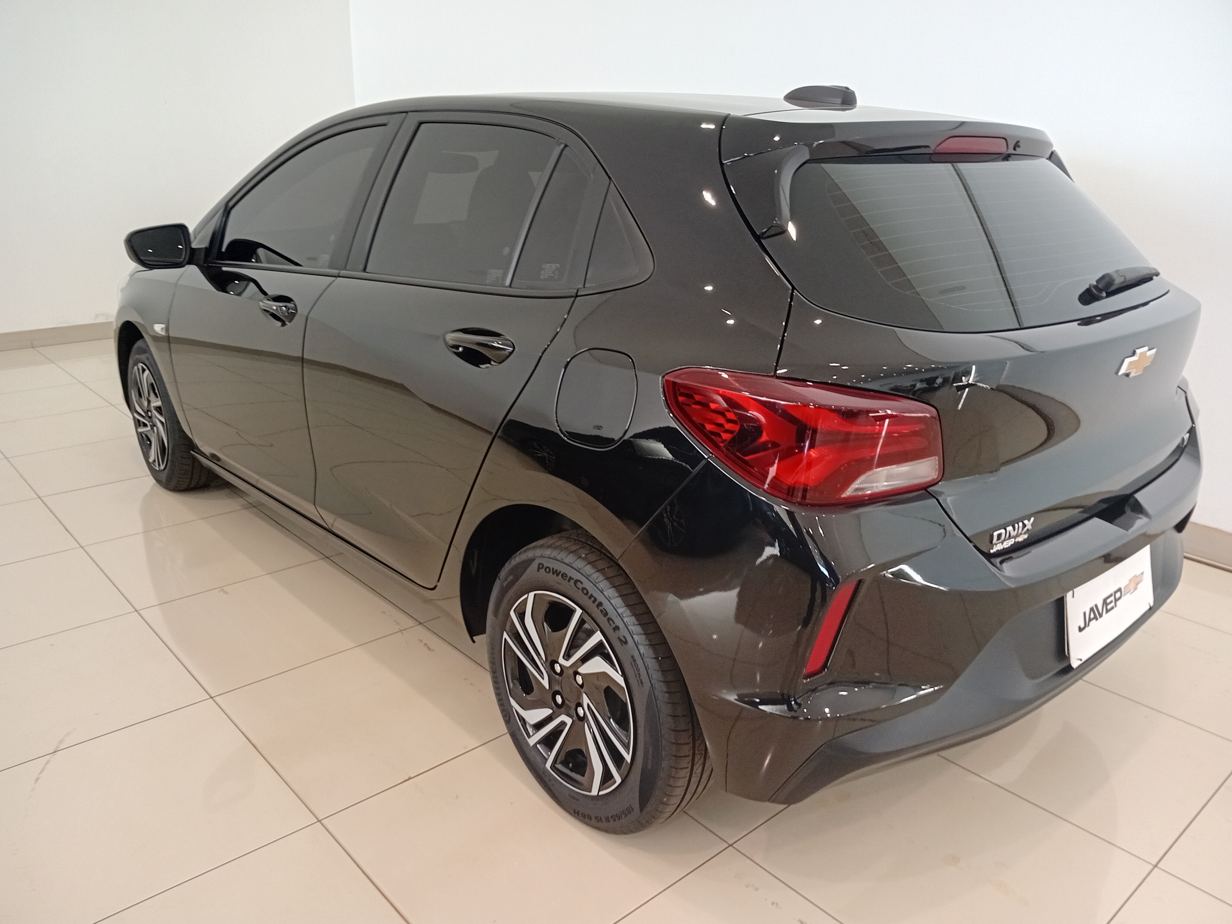 Chevrolet Onix 1.0 Flex LT Manual - foto 6
