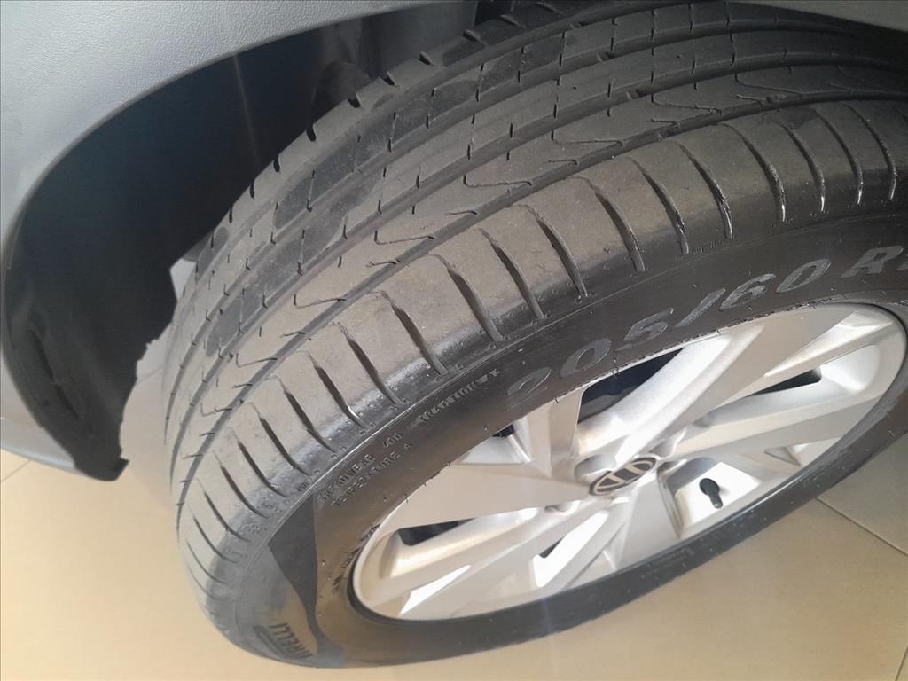 NIVUS 1.0 200 TSI TOTAL FLEX COMFORTLINE AUTOMÁTICO16