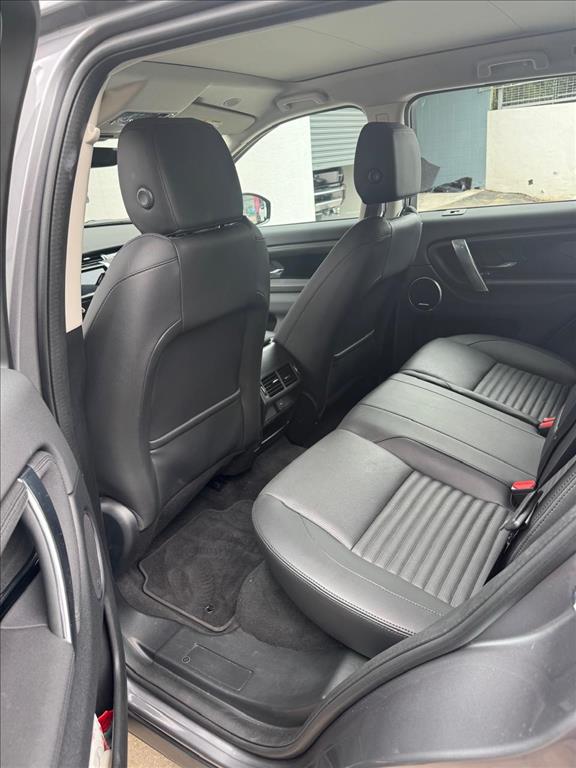 DISCOVERY SPORT 2.0 D200 TURBO DIESEL SE AUTOMÁTICO10