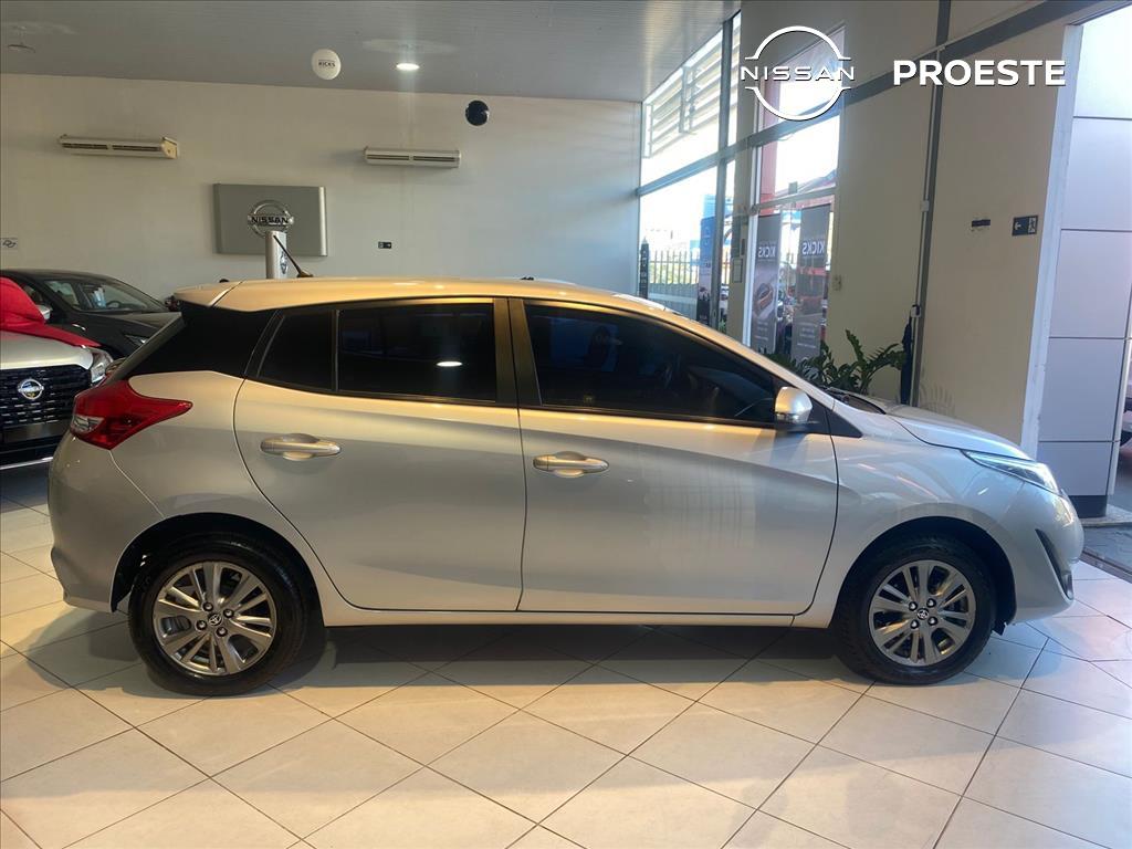 YARIS 1.3 16V FLEX XL LIVE MULTIDRIVE