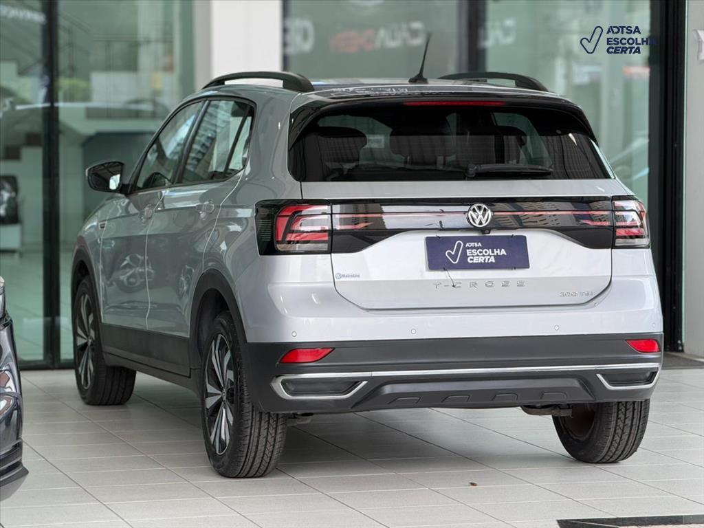 T-CROSS
