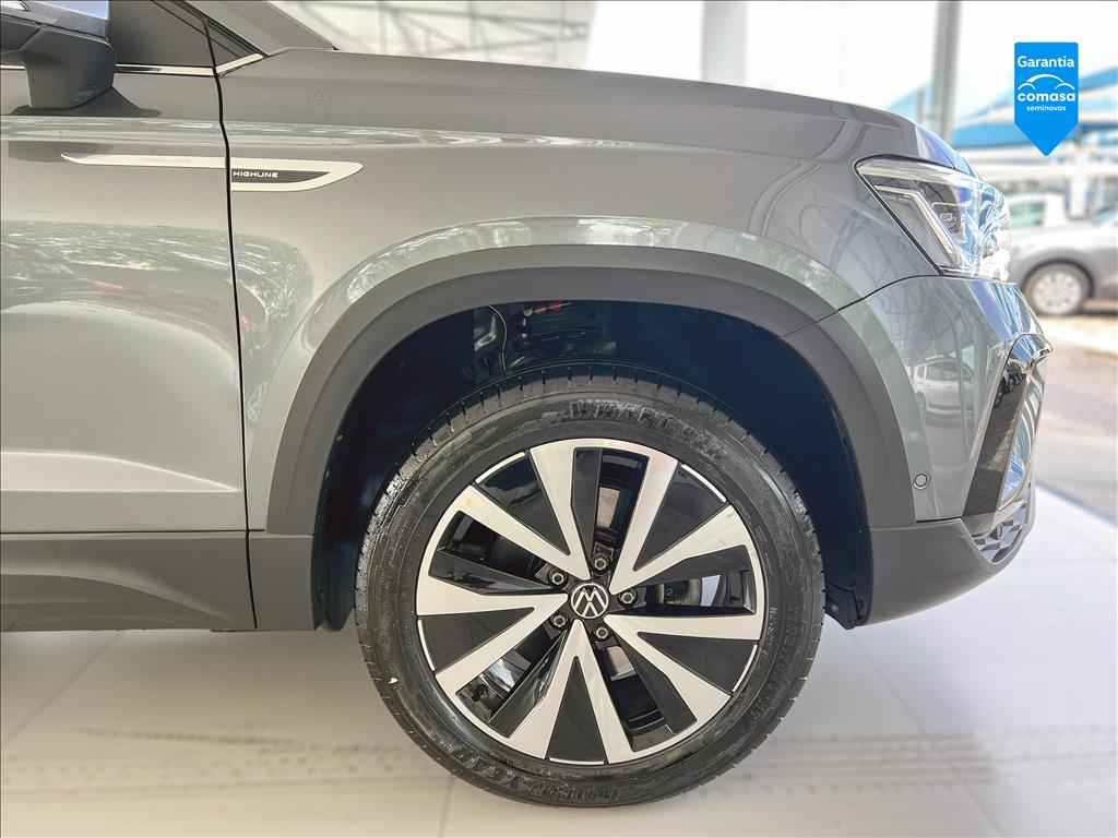 TAOS 1.4 250 TSI TOTAL FLEX HIGHLINE AUTOMÁTICO4