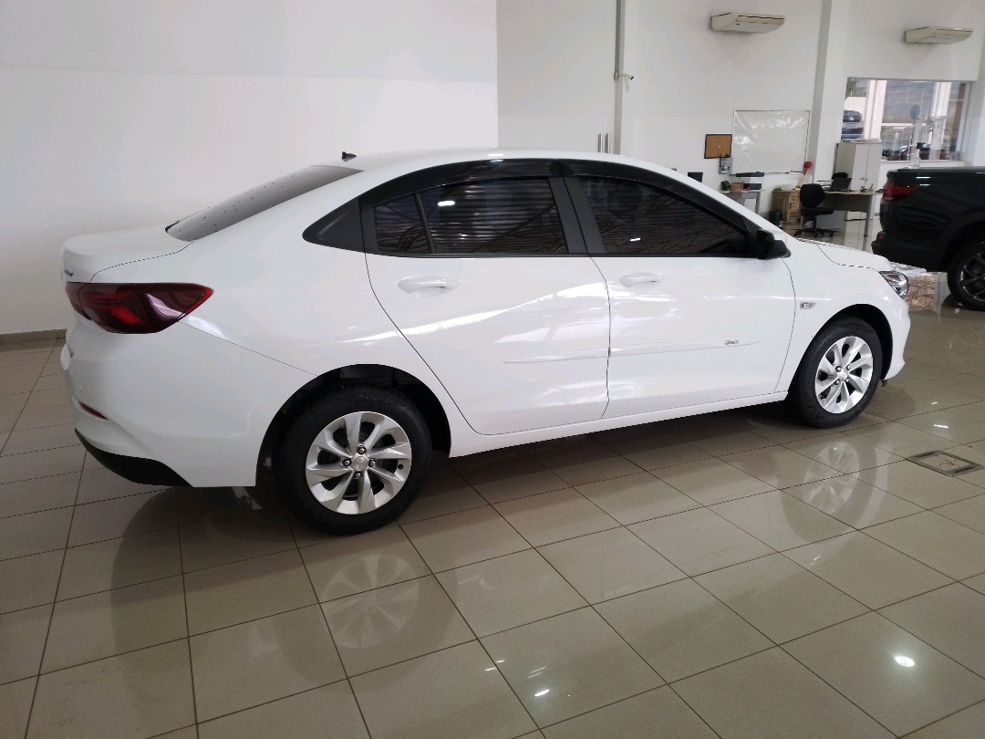GM - Chevrolet-ONIX PLUS-1.0 TURBO FLEX LT MANUAL