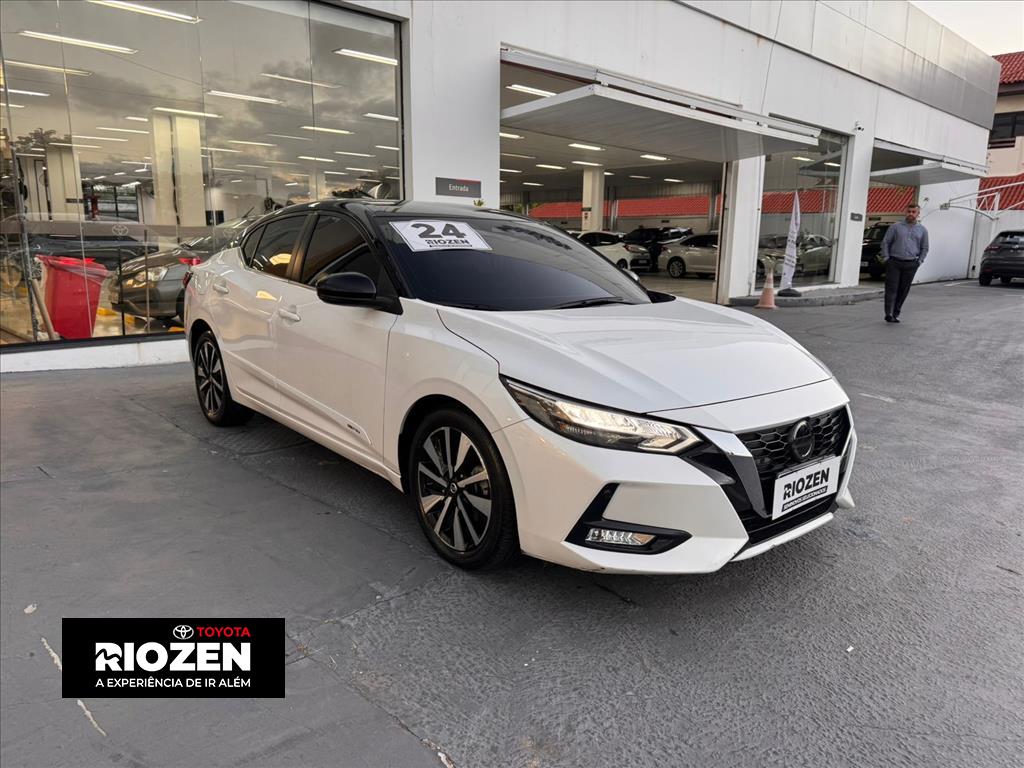 Nissan SENTRA 2024