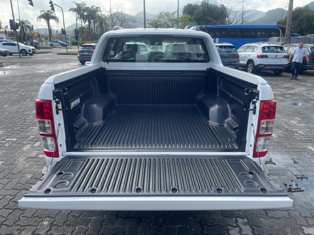 RANGER 3.2 LIMITED 4X4 CD 20V DIESEL 4P AUTOMÁTICO RANGER 3.2 LIMITED 4X4 CD 20V DIESEL 4P AUTOMÁTICO