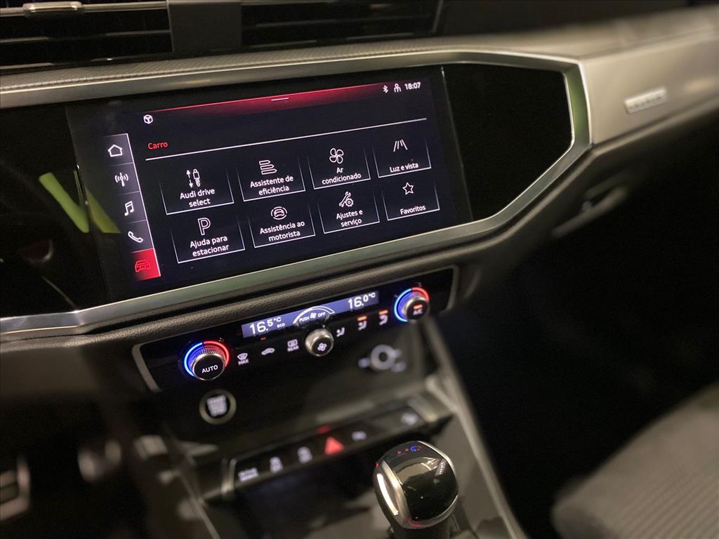 Q3 2.0 40 TFSI GASOLINA PERFORMANCE BLACK QUATTRO TIPTRONIC
