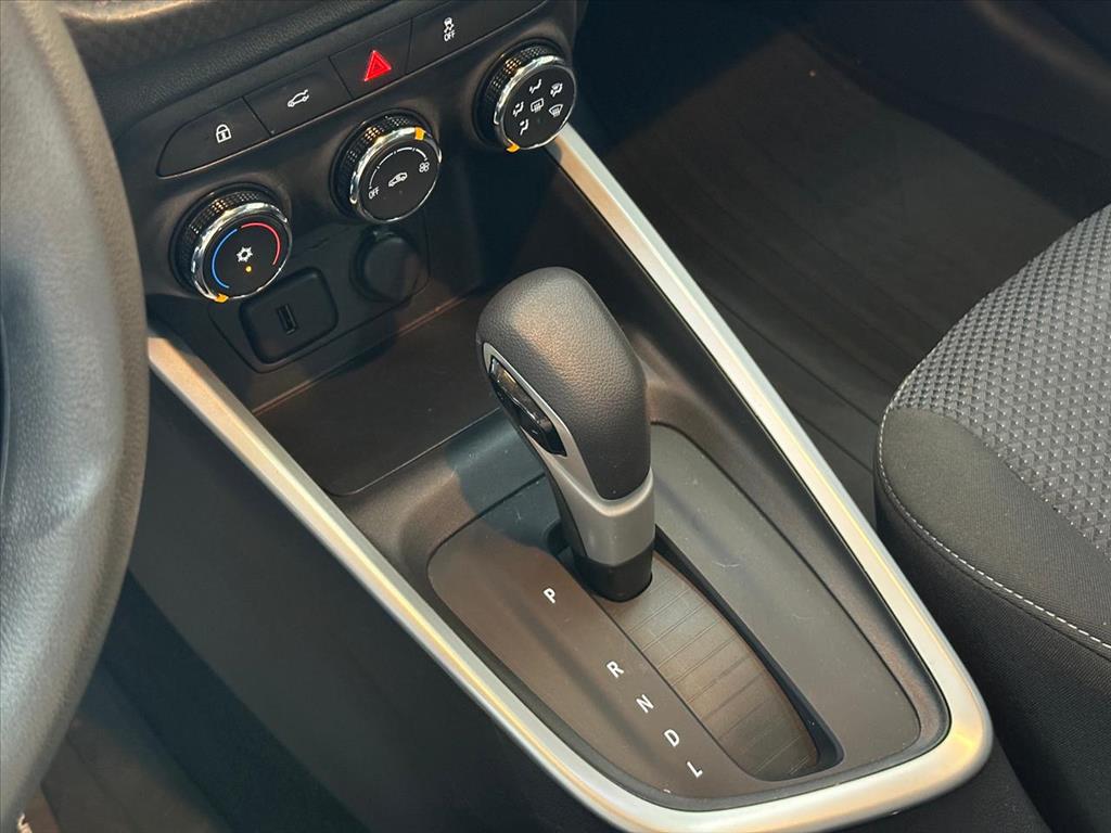 ONIX PLUS 1.0 TURBO FLEX PREMIER AUTOMÁTICO9