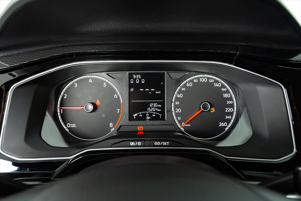 POLO 1.0 MPI TRACK MANUAL10