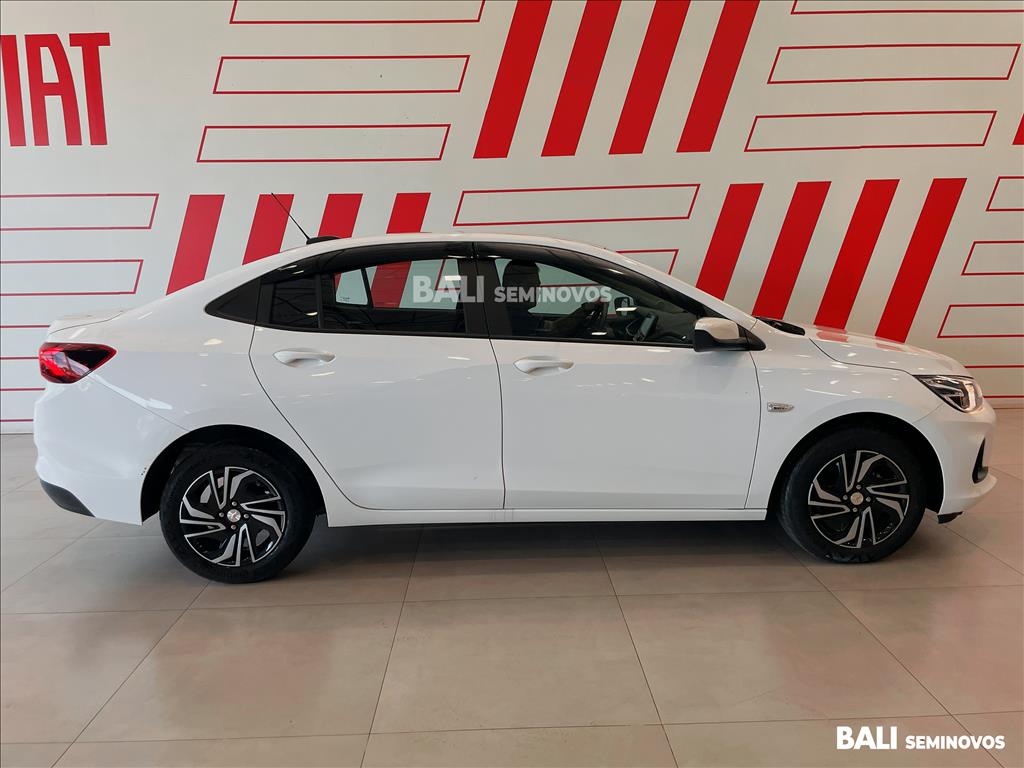 ONIX PLUS 1.0 TURBO FLEX LT AUTOMÁTICO3