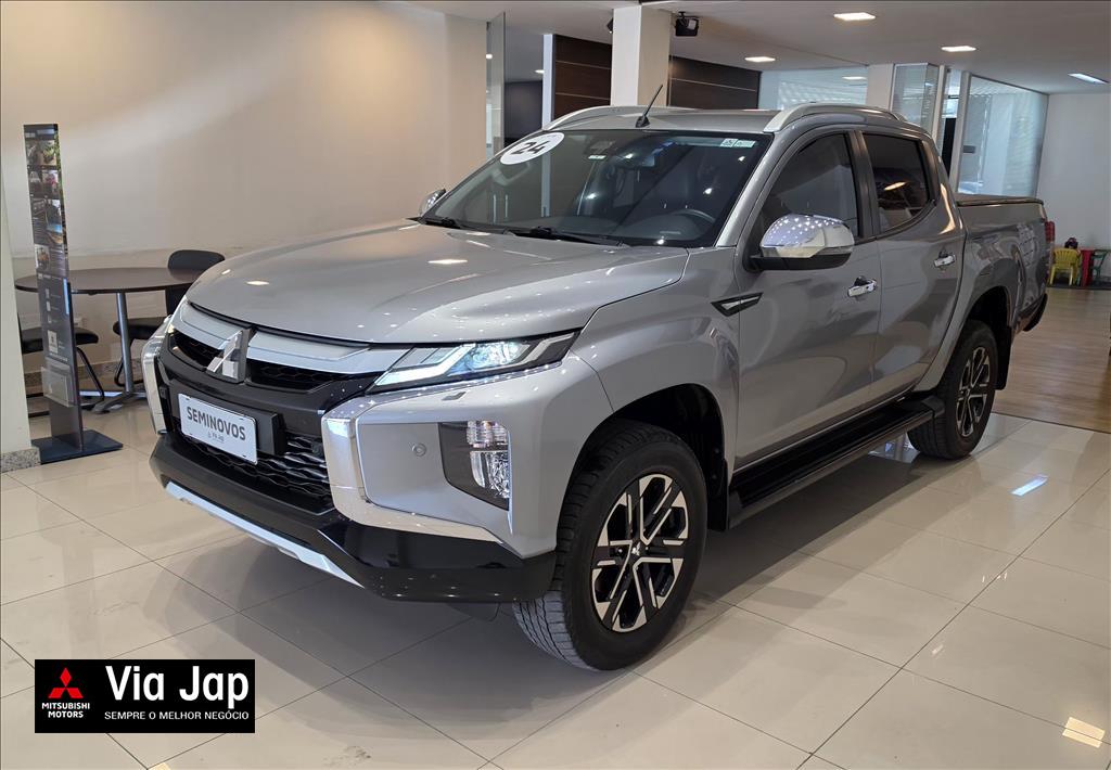 Mitsubishi-L200 TRITON-2.4 16V TURBO DIESEL SPORT HPE-S CD 4P 4X4 AUTOMÁTICO