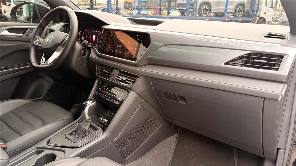 TAOS 1.4 250 TSI TOTAL FLEX HIGHLINE AUTOMÁTICO10