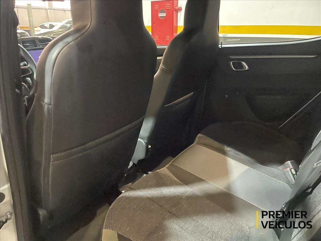 KWID 1.0 12V SCE FLEX OUTSIDER MANUAL5