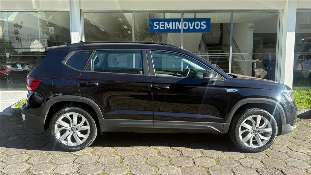TAOS 1.4 250 TSI TOTAL FLEX COMFORTLINE AUTOMÁTICO5