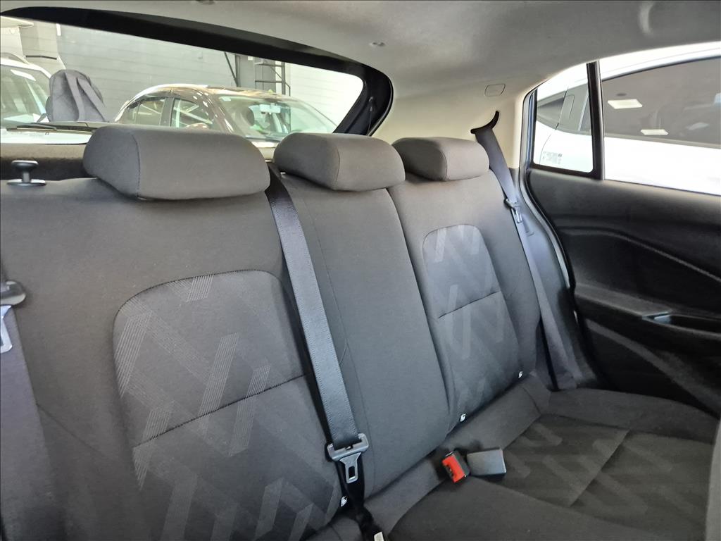 CHEVROLET ONIX 1.0 FLEX MANUAL — foto 17