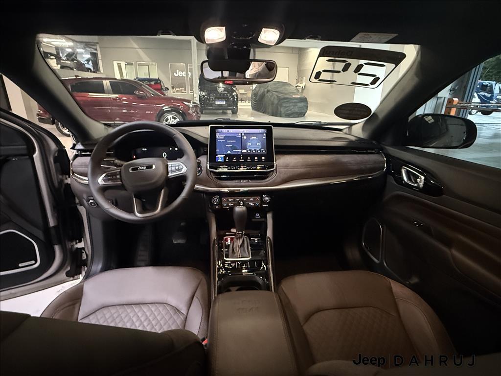 COMMANDER 1.3 T270 TURBO FLEX OVERLAND AT68