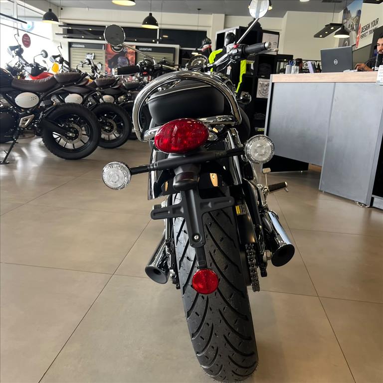 TRIUMPH-BONNEVILLE-SPEEDMASTER