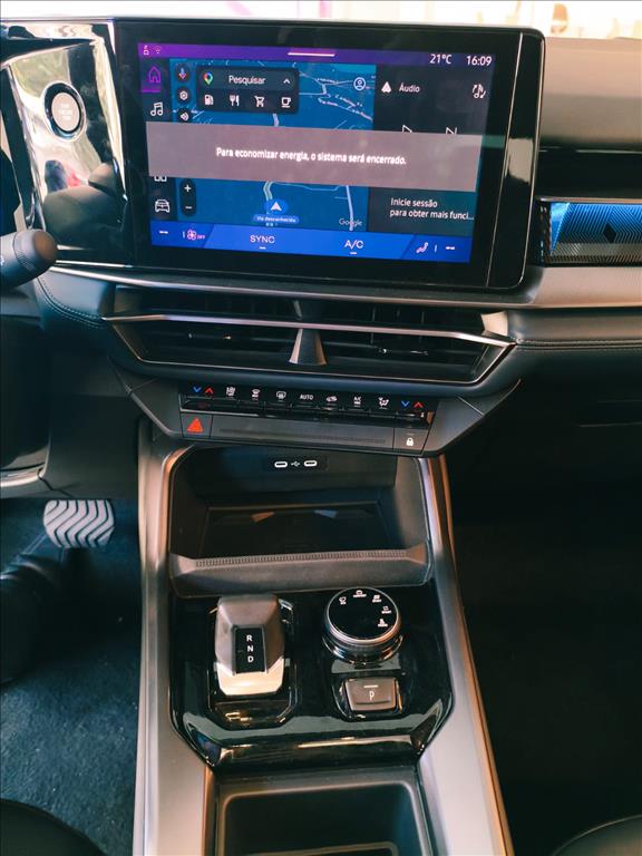 Renault-BOREAL-1.3 TCE FLEX ICONIC EDC