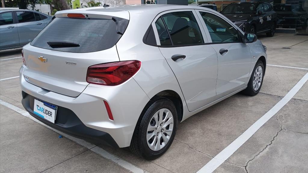 ONIX 1.0 TURBO FLEX LT AUTOMÁTICO3