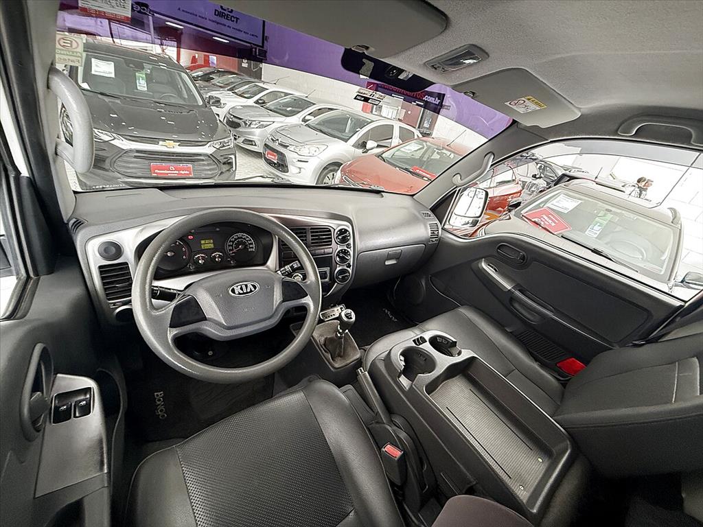 Kia Bongo - 2.5 K-2500 4X2 CS TURBO DIESEL 2P MANUAL