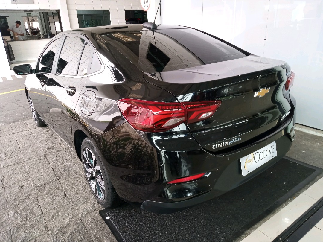 ONIX PLUS 1.0 TURBO FLEX PREMIER AUTOMÁTICO4
