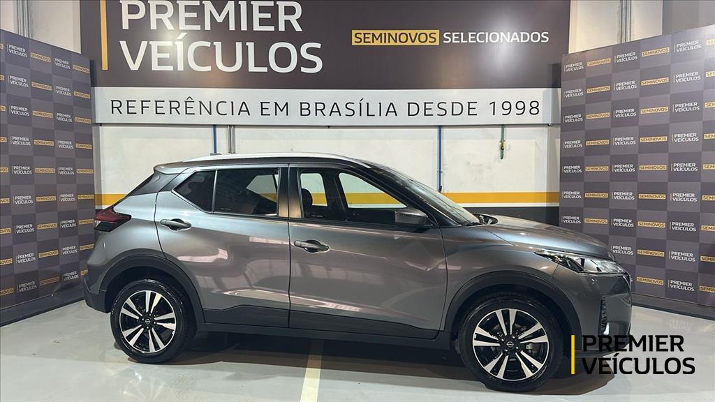 KICKS PLAY 1.6 16V FLEXSTART SENSE XTRONIC