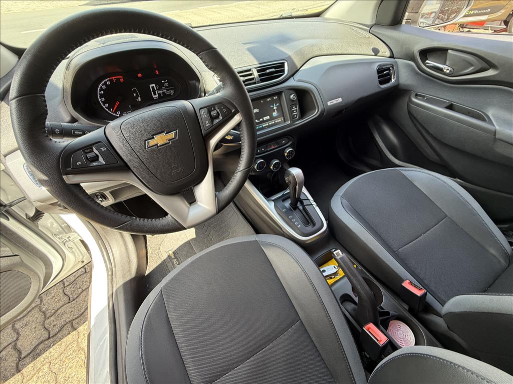 Chevrolet Onix - 1.4 MPFI ACTIV 8V FLEX 4P AUTOMÁTICO