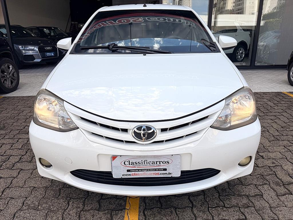 Toyota Etios - 1.5 X SEDAN 16V FLEX 4P MANUAL
