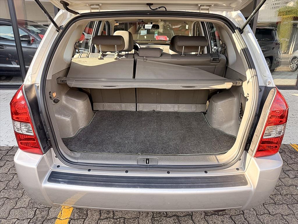 Hyundai Tucson - 2.0 MPFI GL 16V 142CV 2WD GASOLINA 4P AUTOMÁTICO