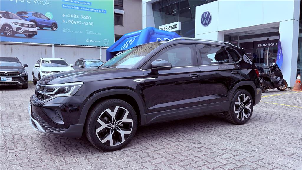 TAOS 1.4 250 TSI TOTAL FLEX HIGHLINE AUTOMÁTICO1