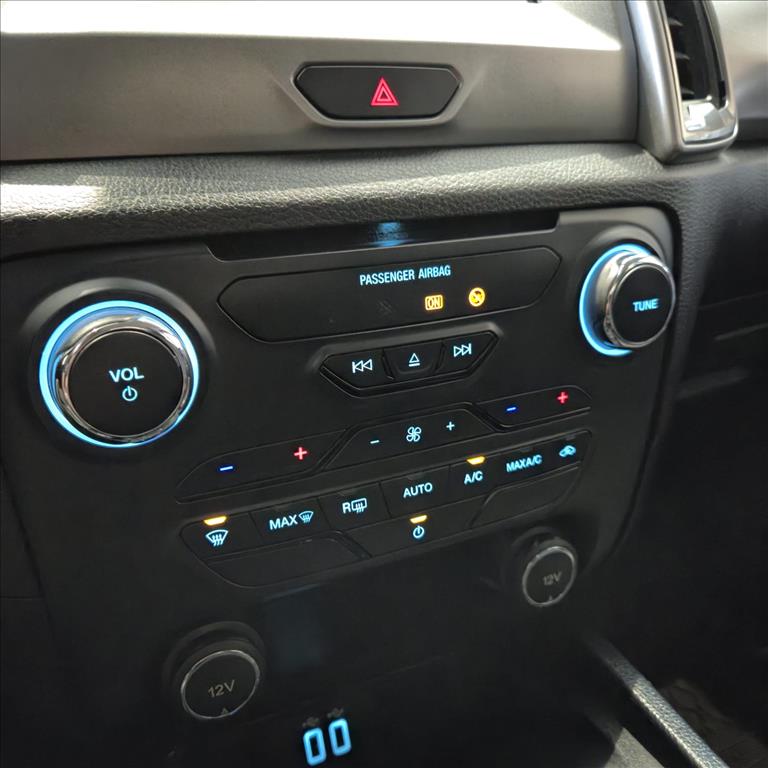 RANGER 3.2 LIMITED 4X4 CD 20V DIESEL 4P AUTOMÁTICO8